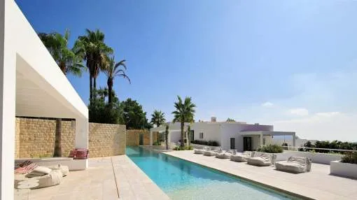 Distinctive country estate with sea views in a beautiful area close to down town - Ibiza 